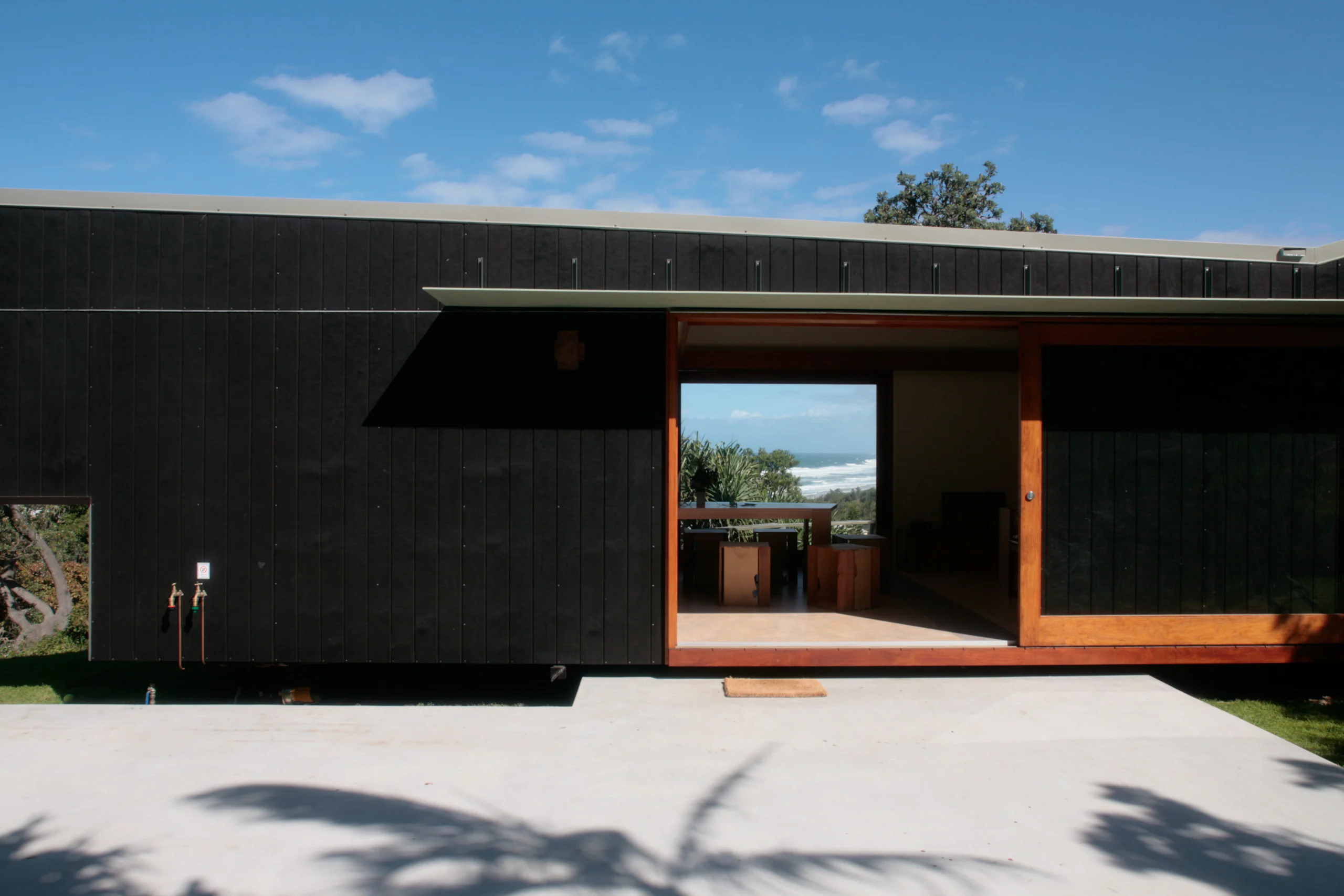 North Stradbroke Haus - Image 3