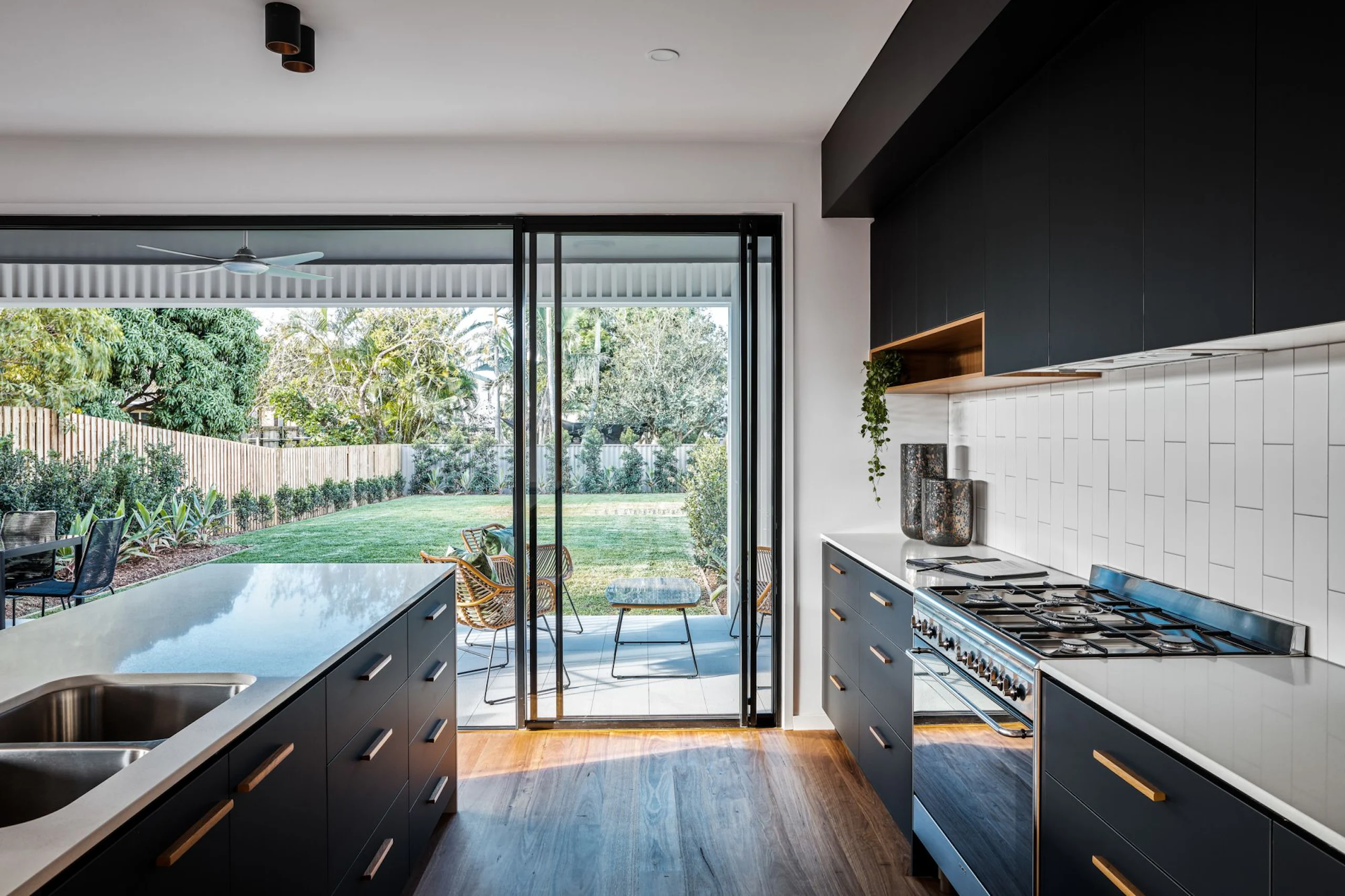 Banyo Haus 043 - Image 9
