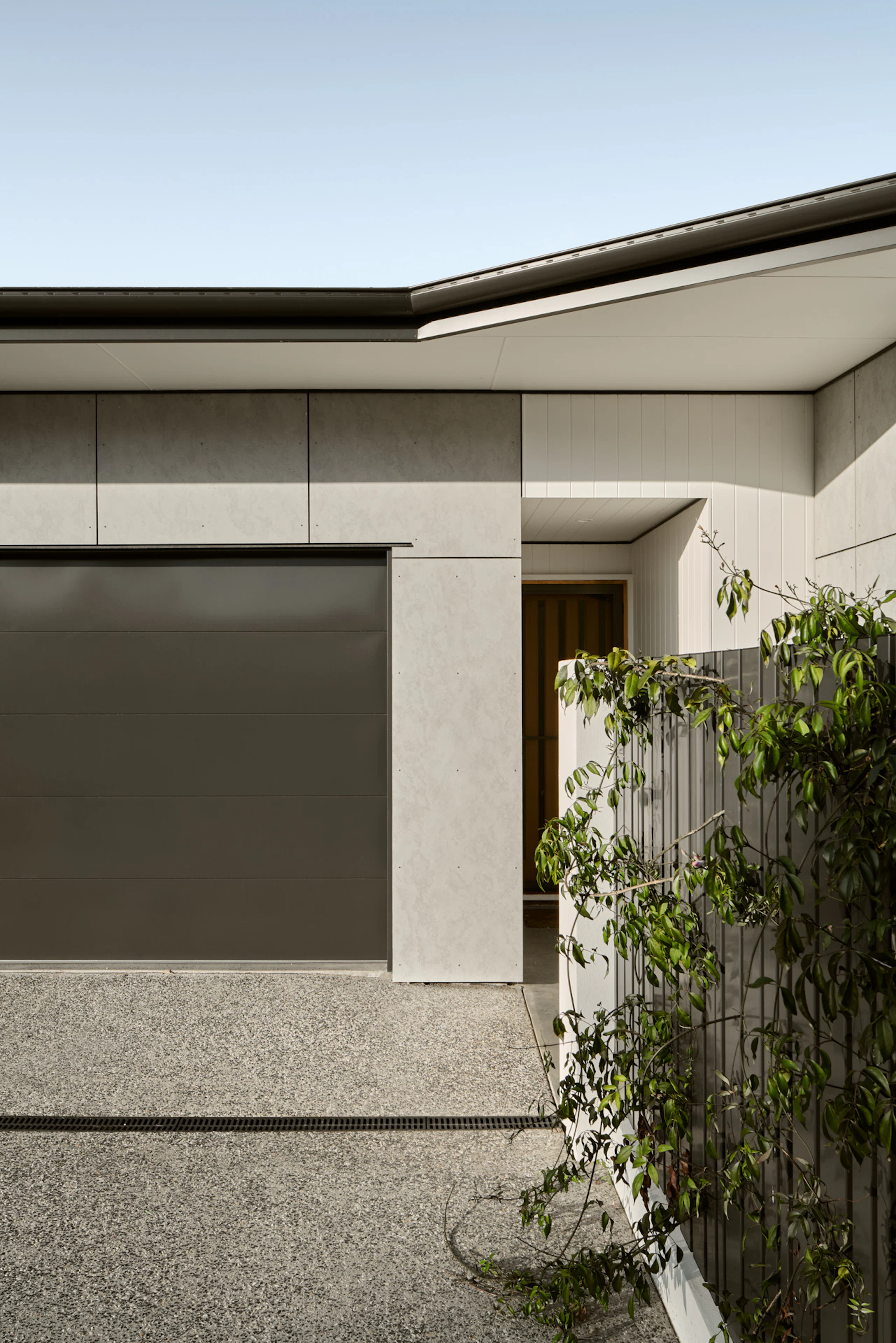 Moggill Haus 007 - Image 8