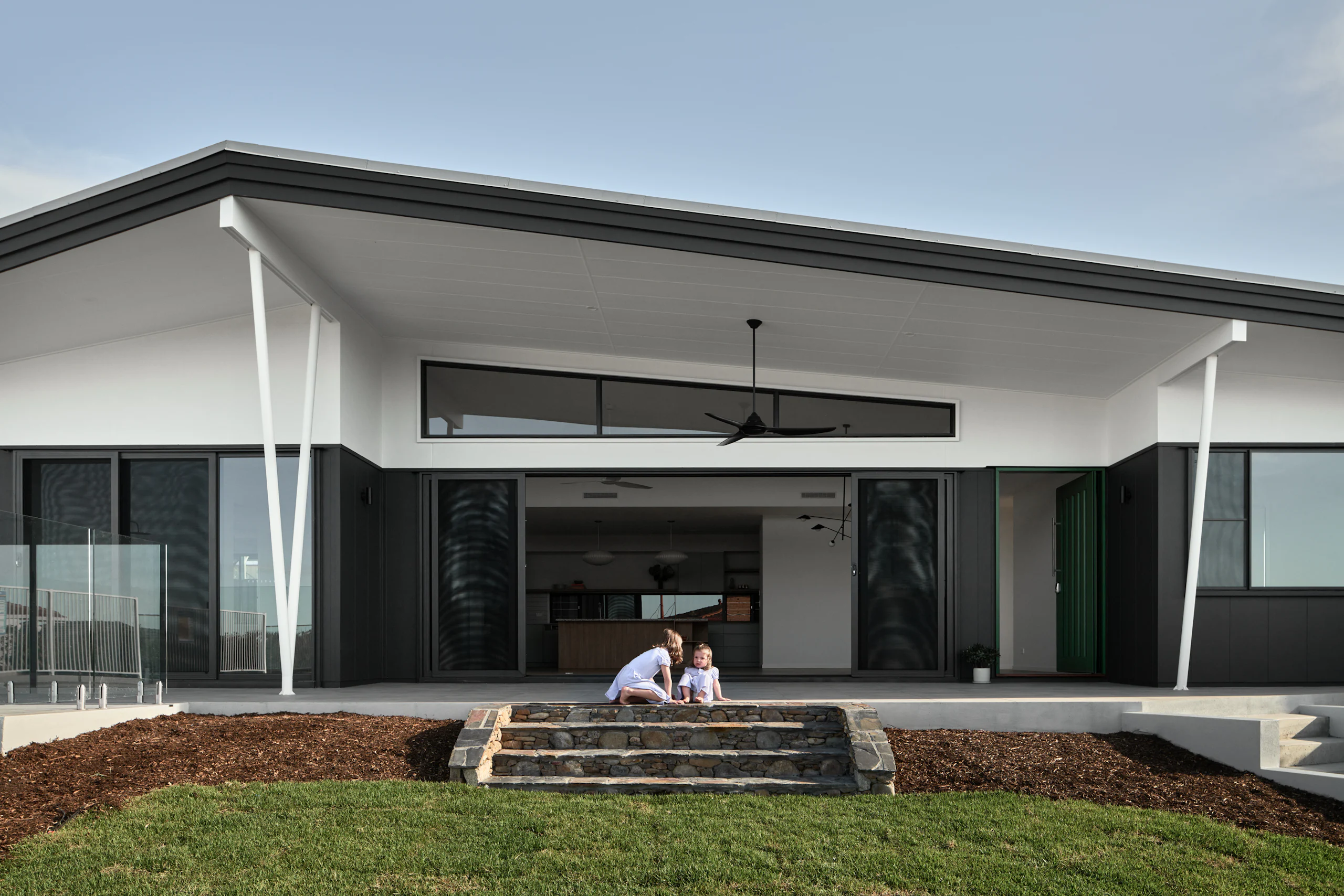 Mansfield Haus 028 - Image 16