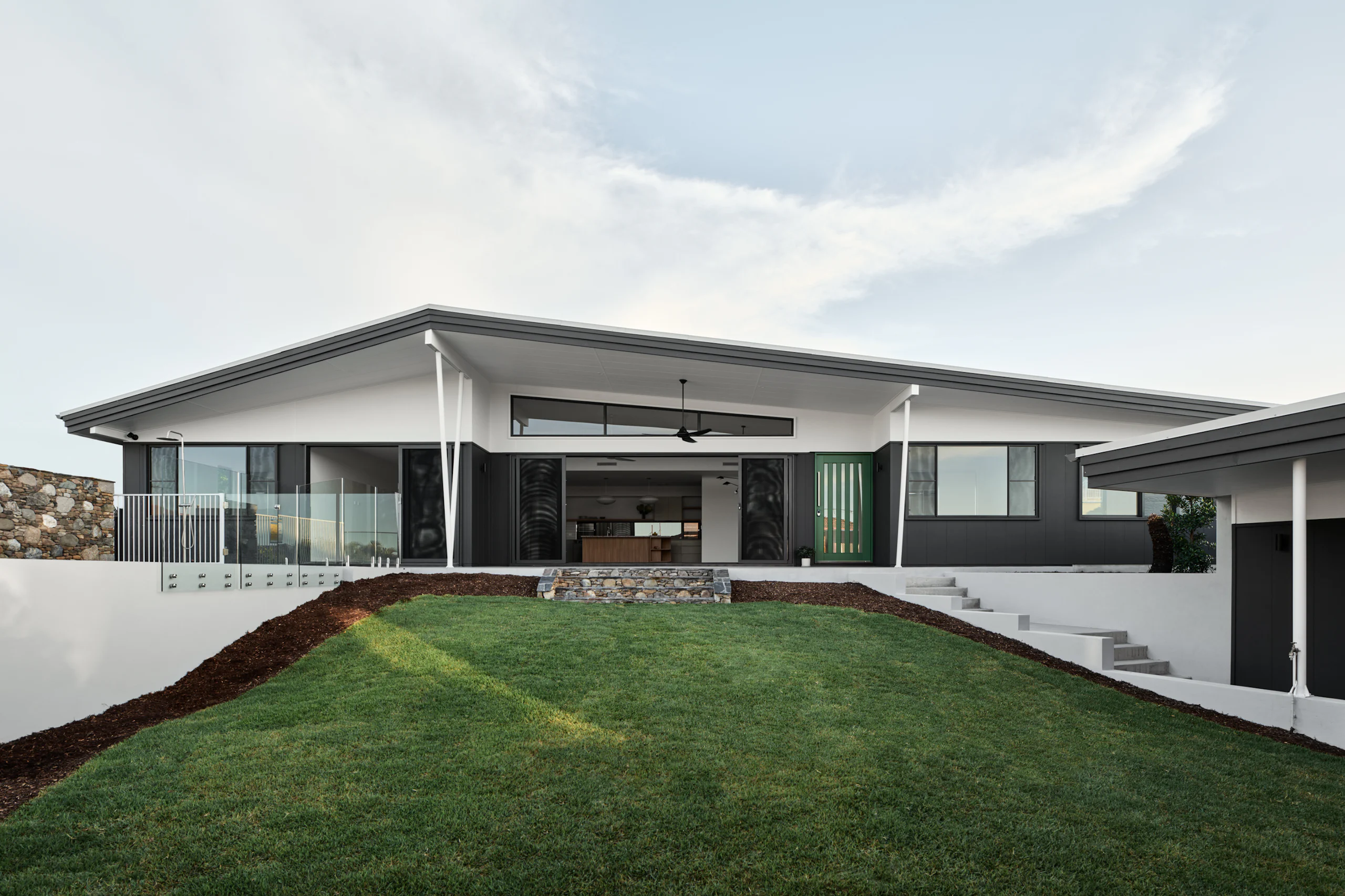 Mansfield Haus 028 - Image 15