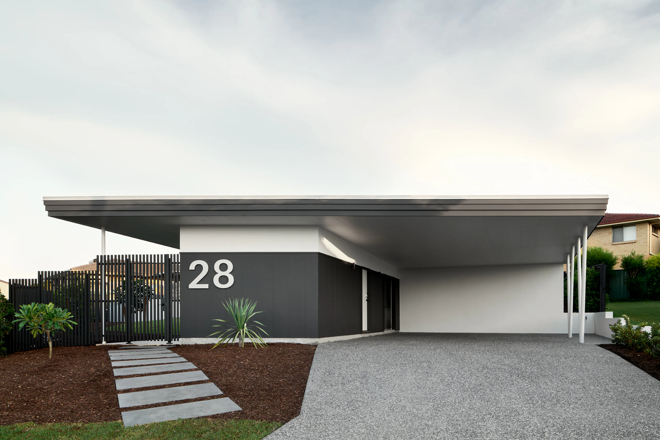 Mansfield Haus 028 - Image 19