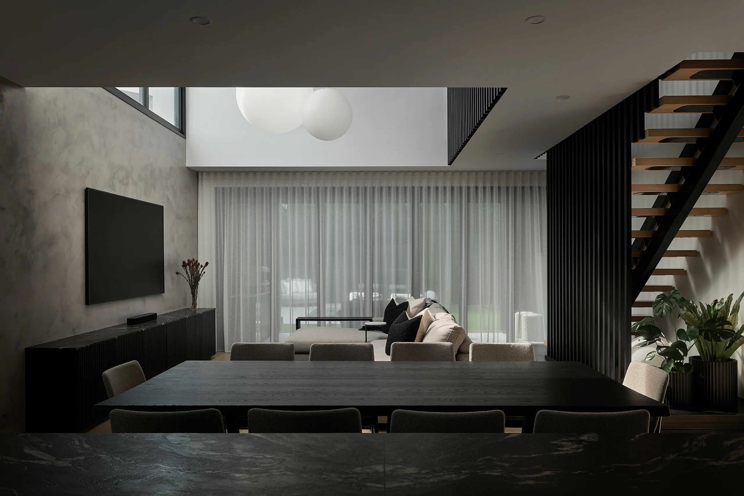 Mt Gravatt East Haus 056 - Image 8
