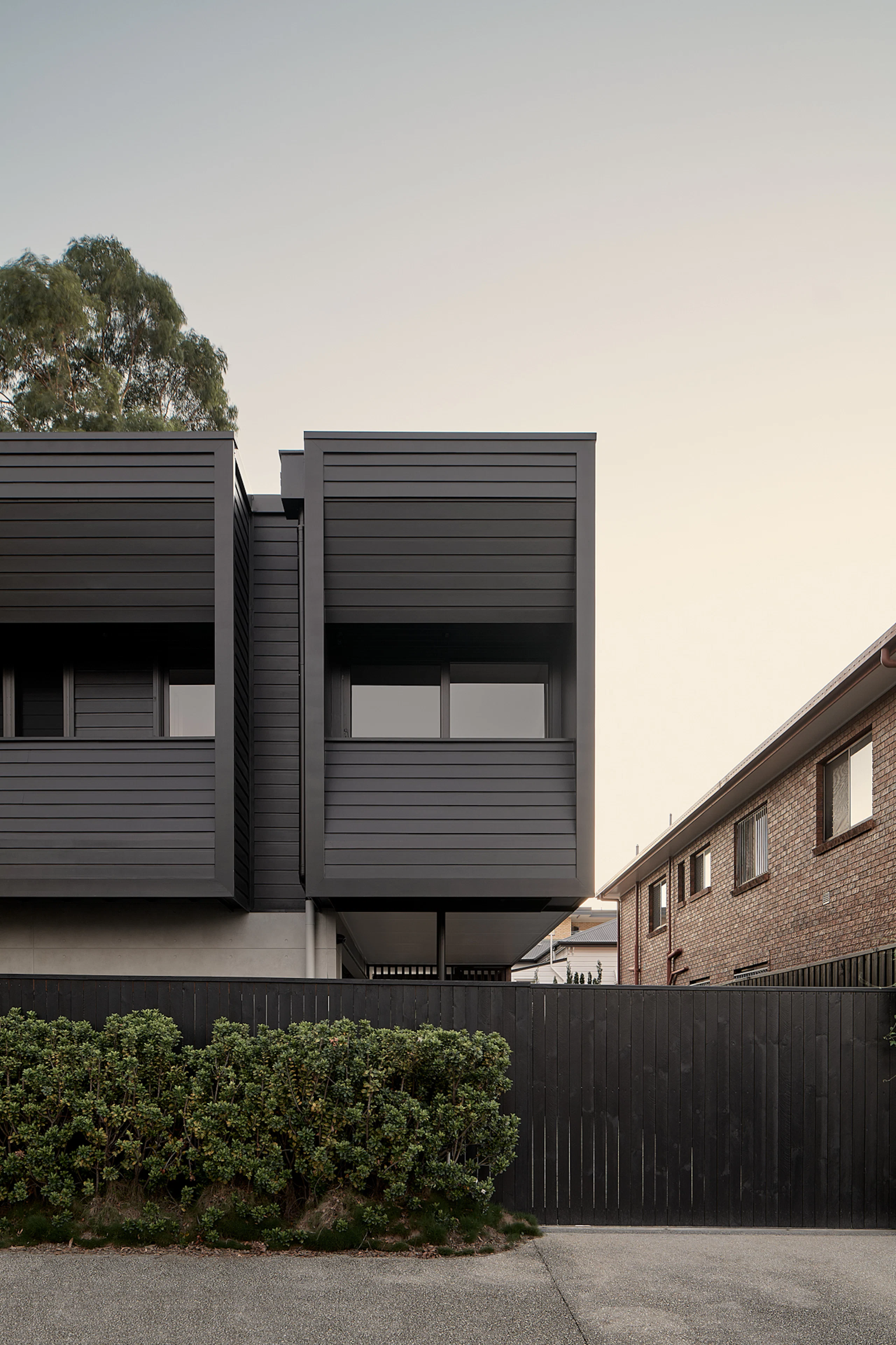 New Farm Haus 107 - Image 2