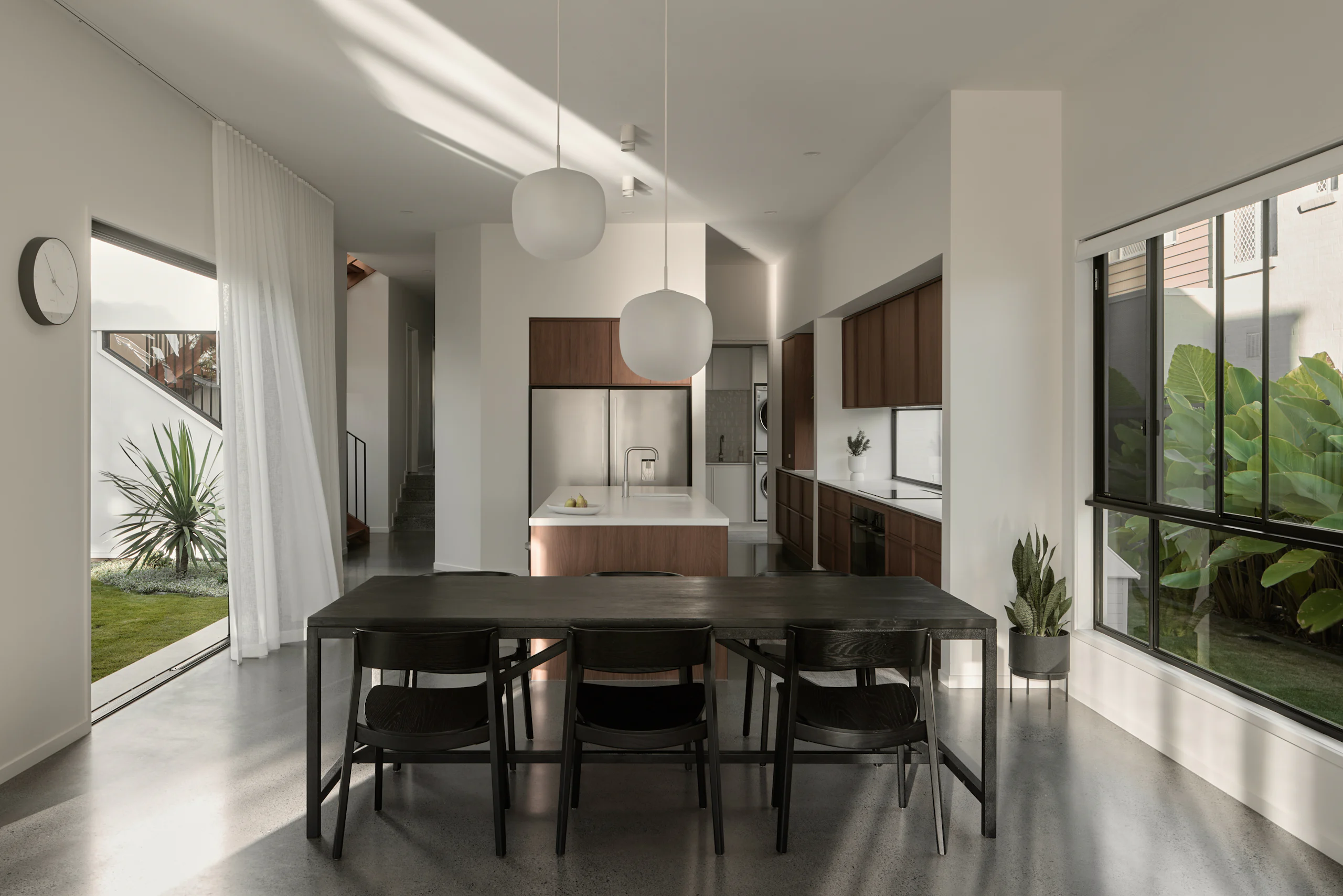 Wavell Heights 039 - Image 9