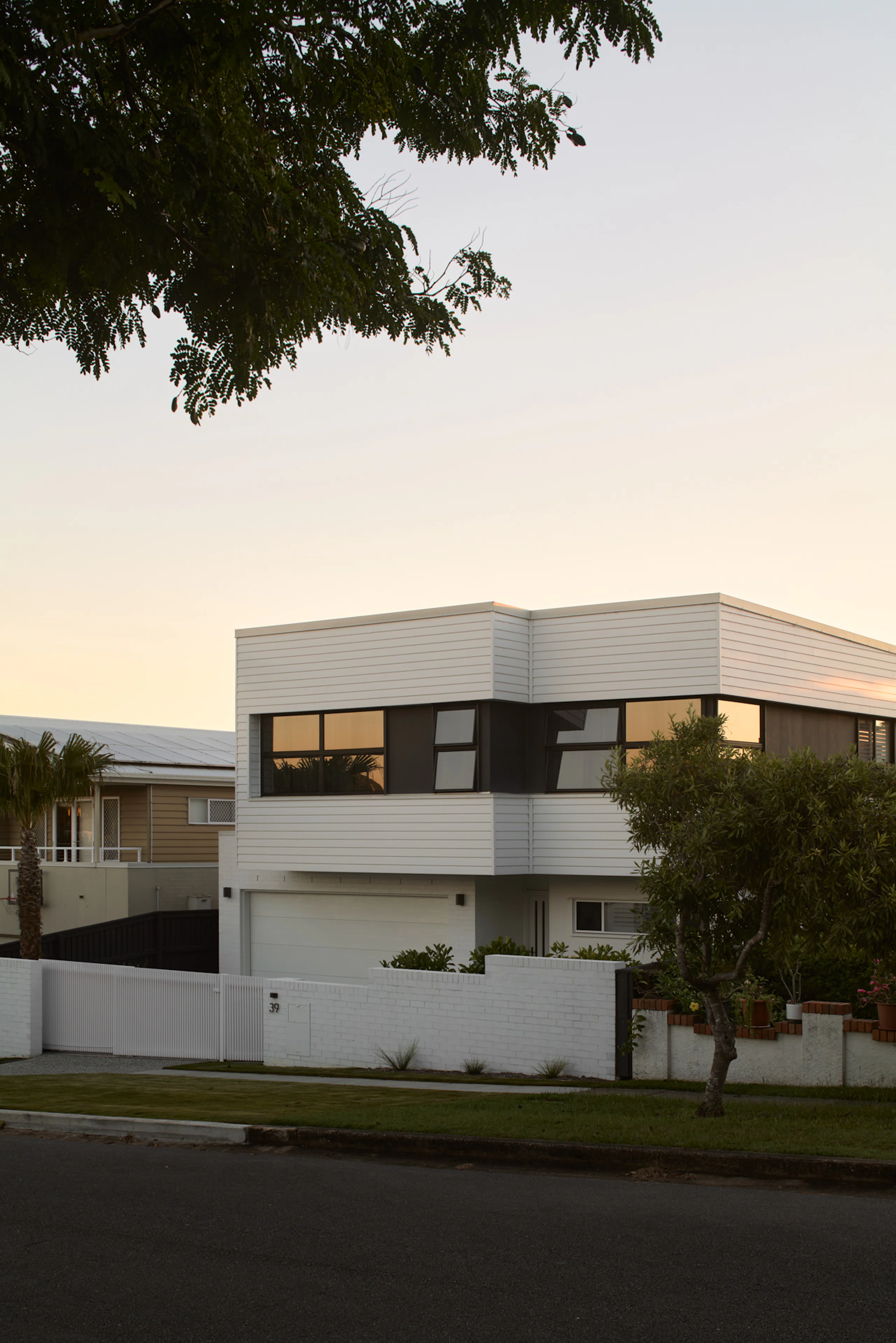 Wavell Heights 039 - Image 3
