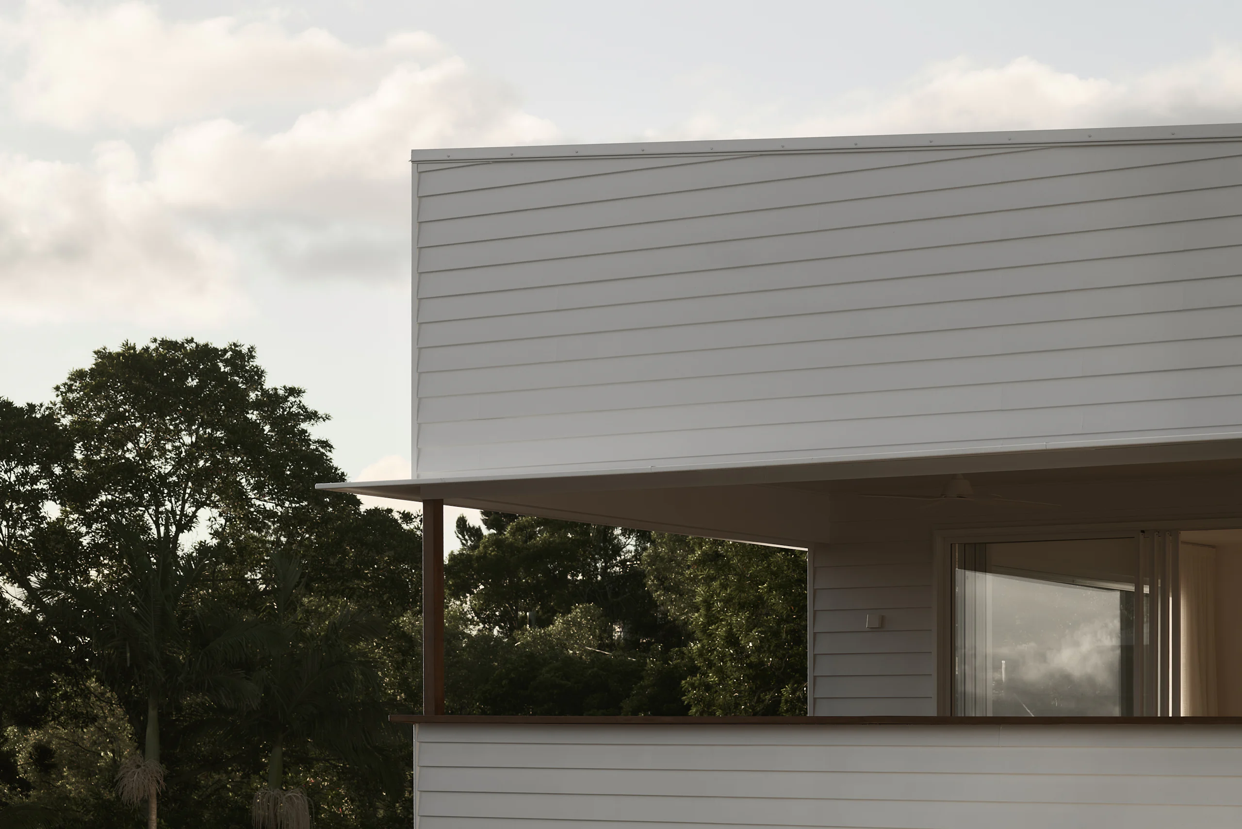 Seven Hills Haus 049 - Image 7